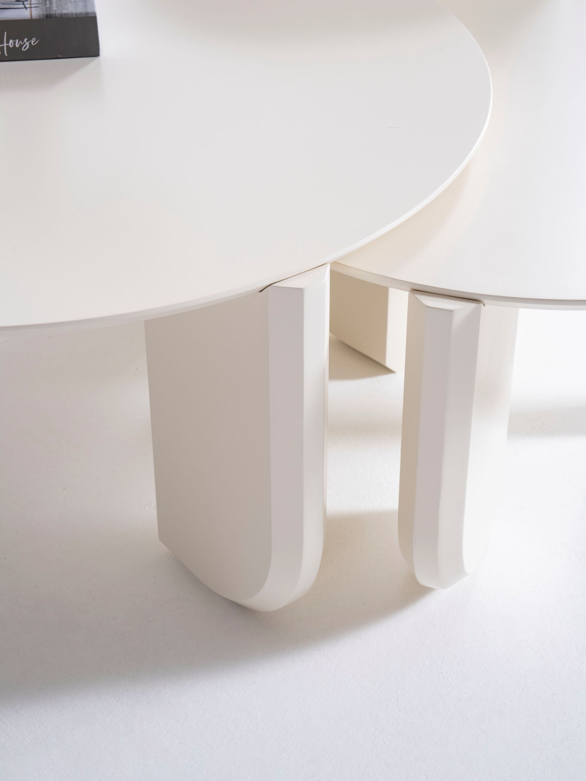 720 Cream 3 Pc Coffee Table Set