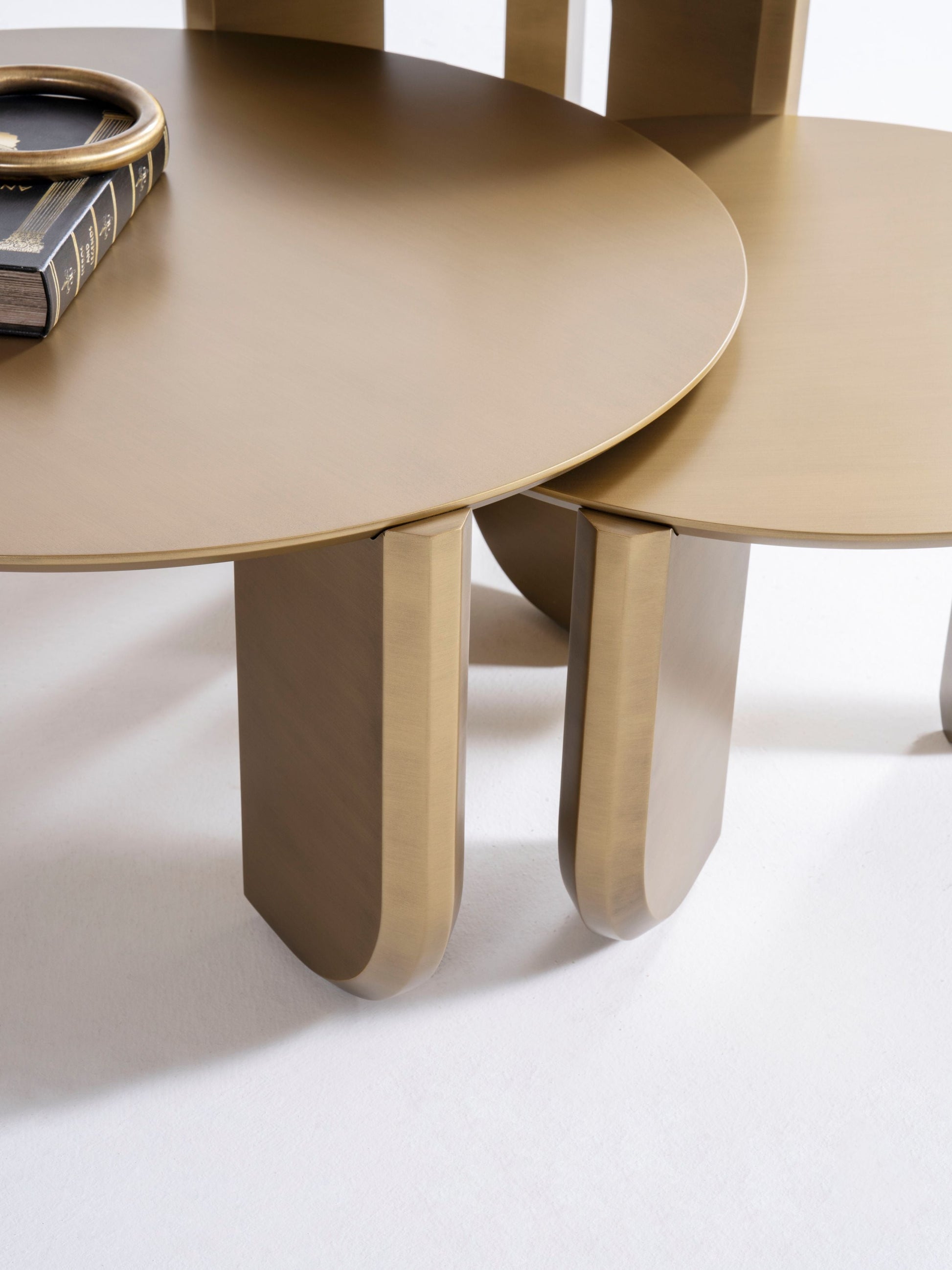 720 Gold 3 Pc Coffee Table Set