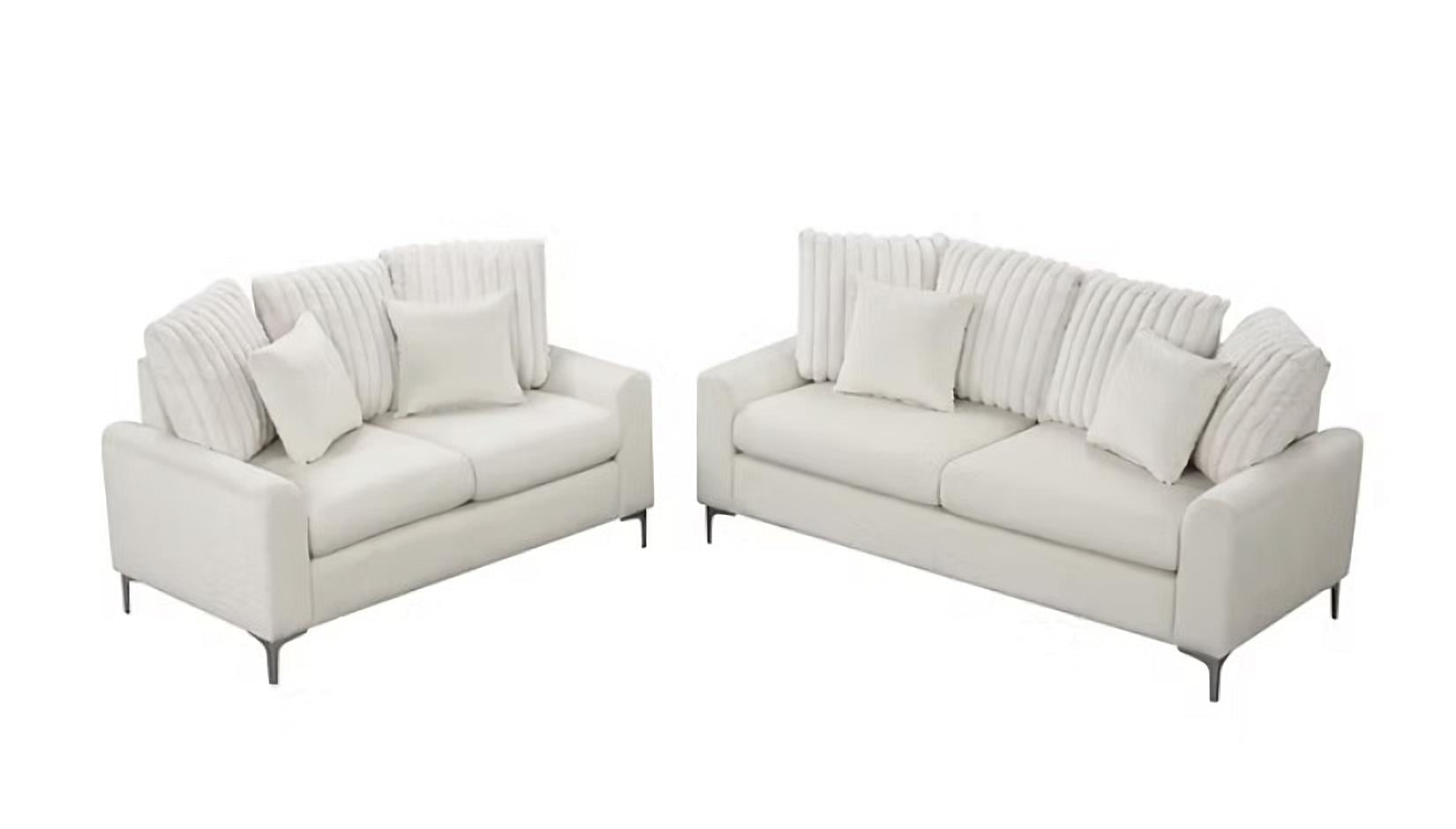 S150 Elina Living Room