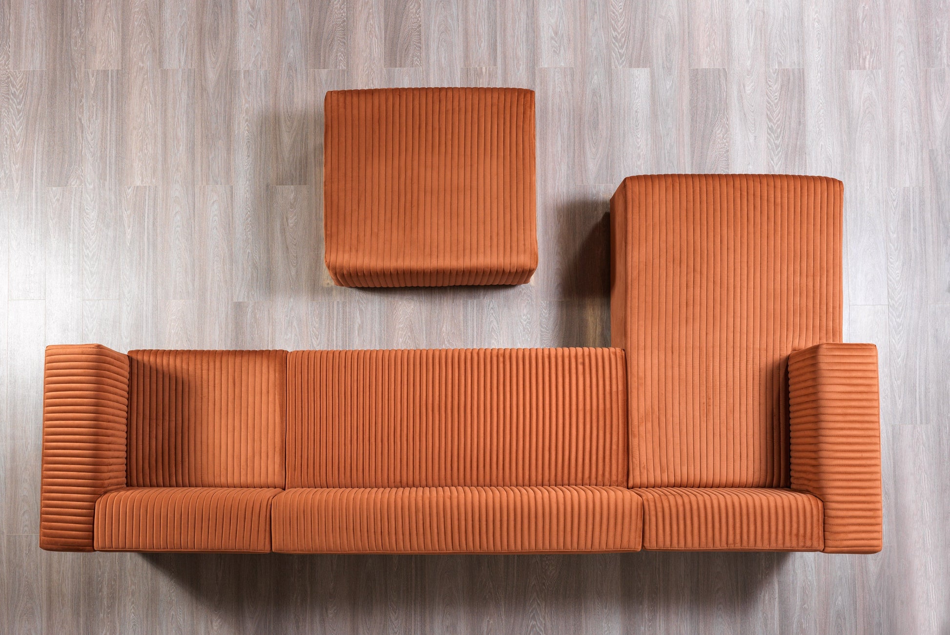 Juliana Orange Velvet 4-Piece Sectional [ETA: 3/25]