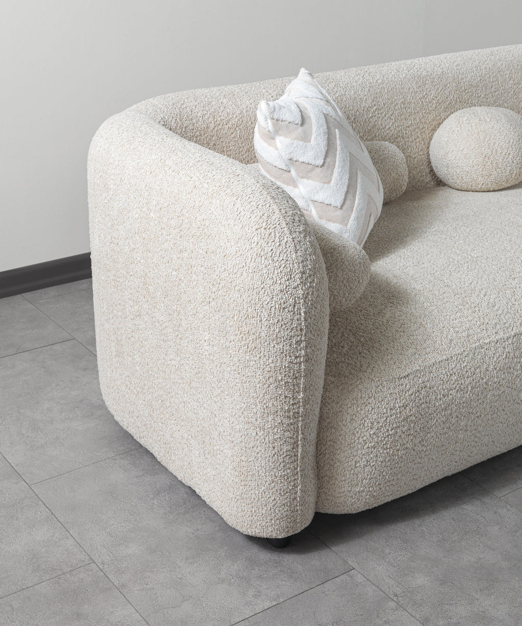 Liva Sand Boucle RAF 110" Sectional