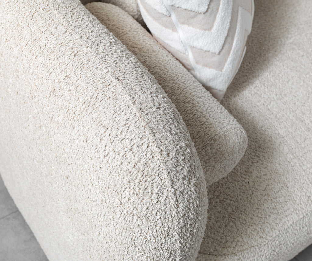 Liva Sand Boucle RAF 110" Sectional