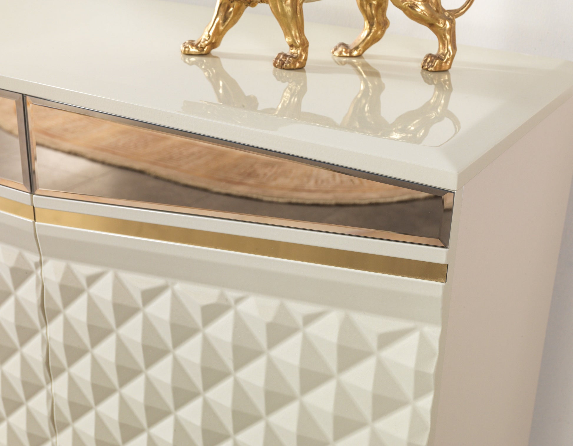 Anica Ivory Dining Server