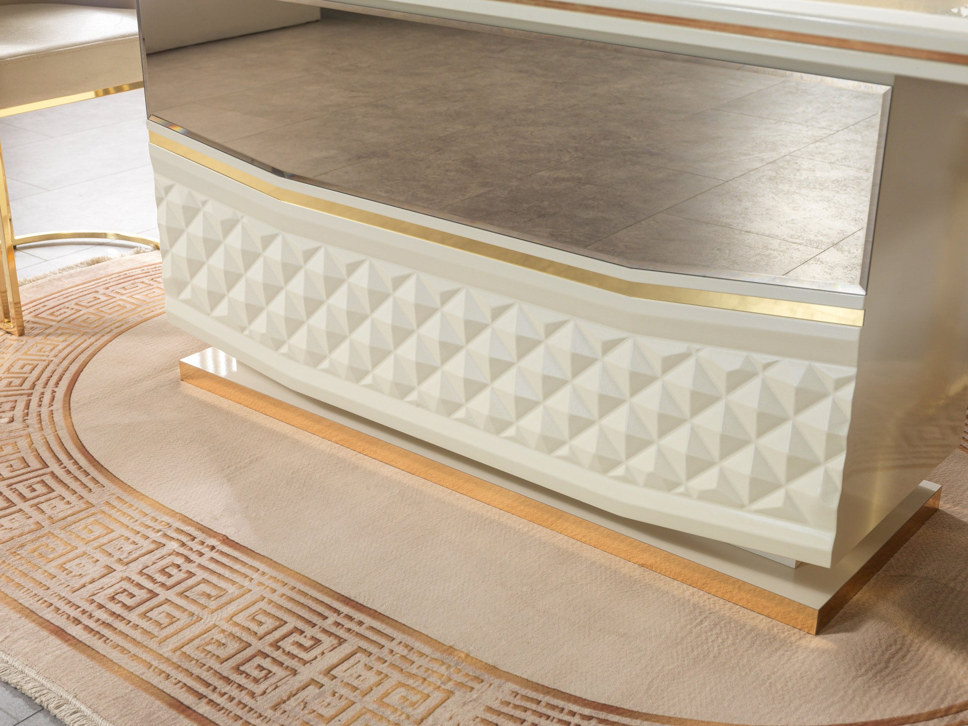 Anica Ivory 7-Piece Dining Set