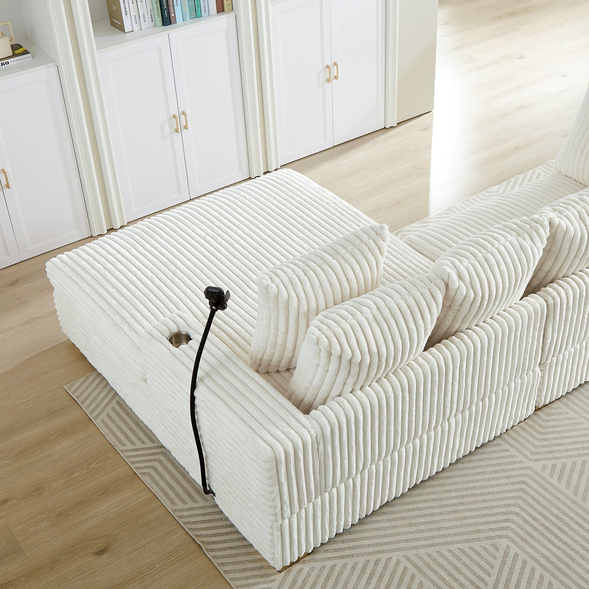 R9022 SOFA