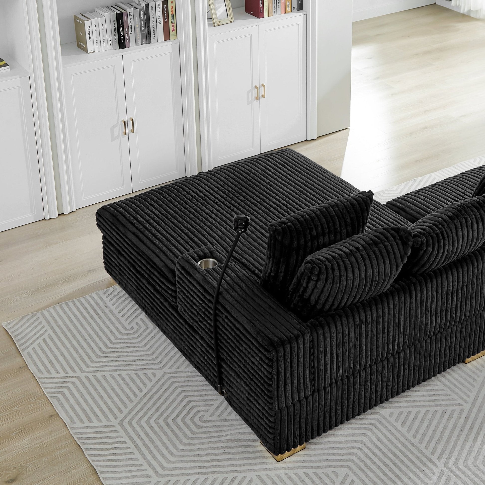 R9022 SOFA