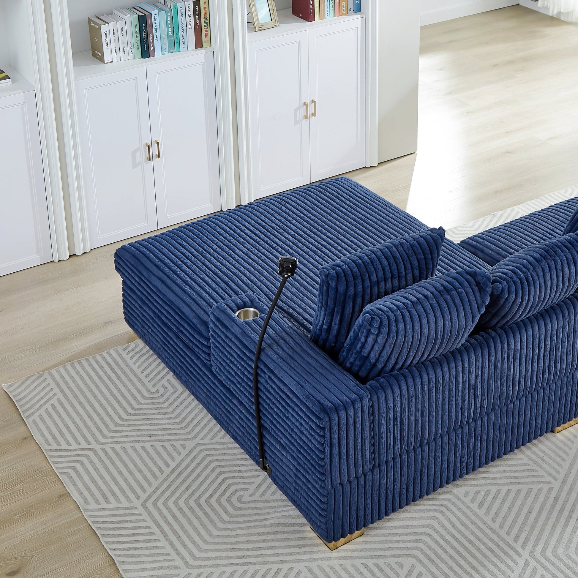 R9022 SOFA