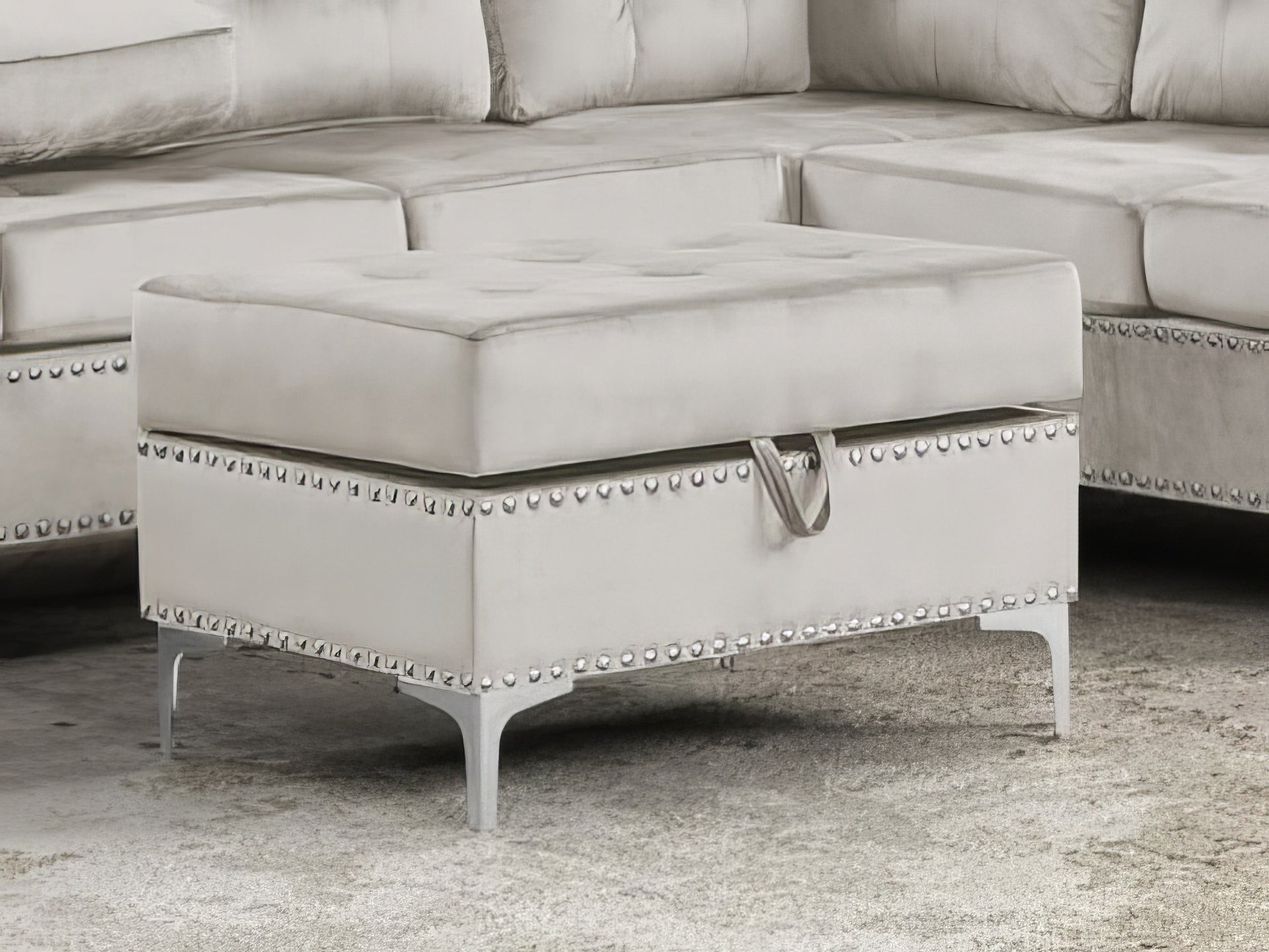 Anserra Reversible Sectional + Ottoman Set