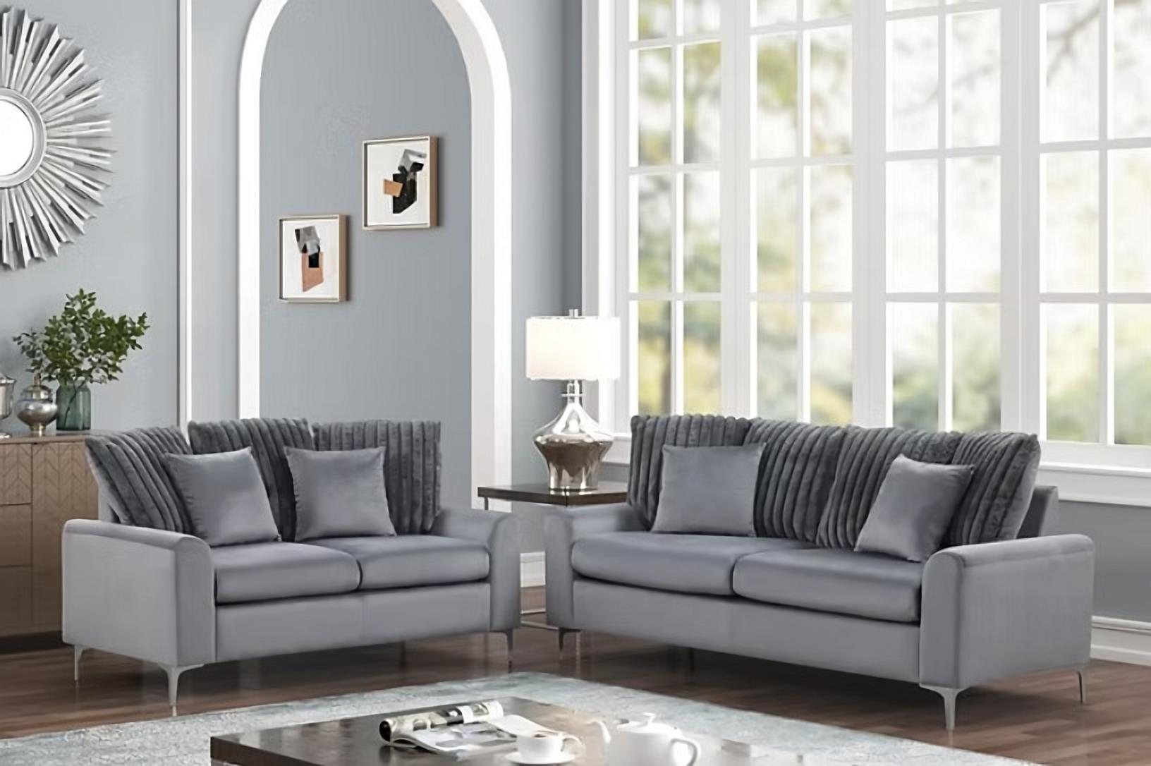 S150 Elina Living Room