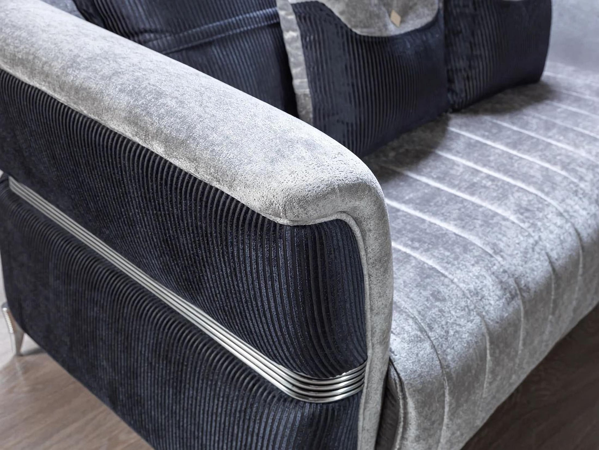 Leina Sofa  -Loveseat set