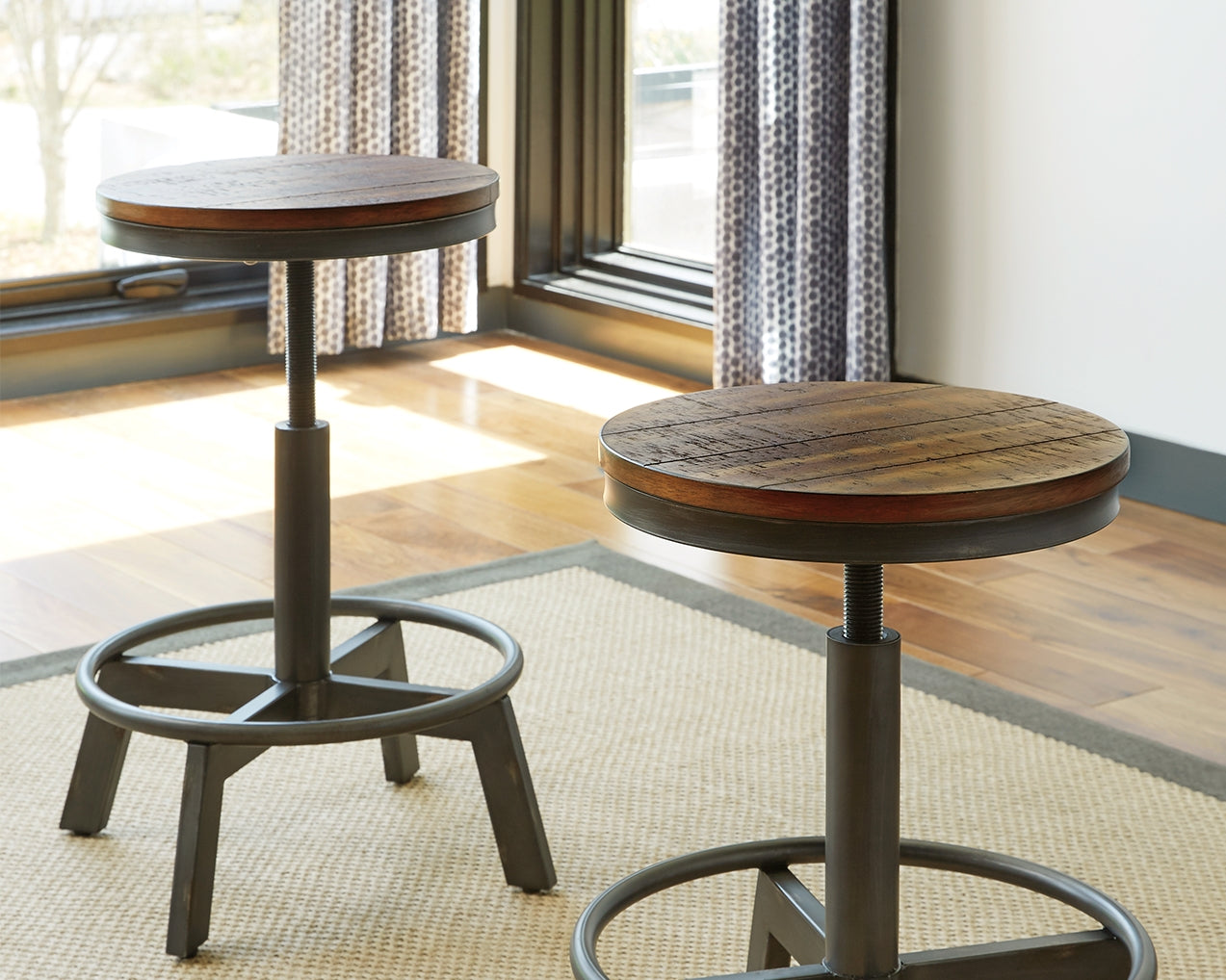 Torjin 2-Piece Bar Stool in Brown/Gray