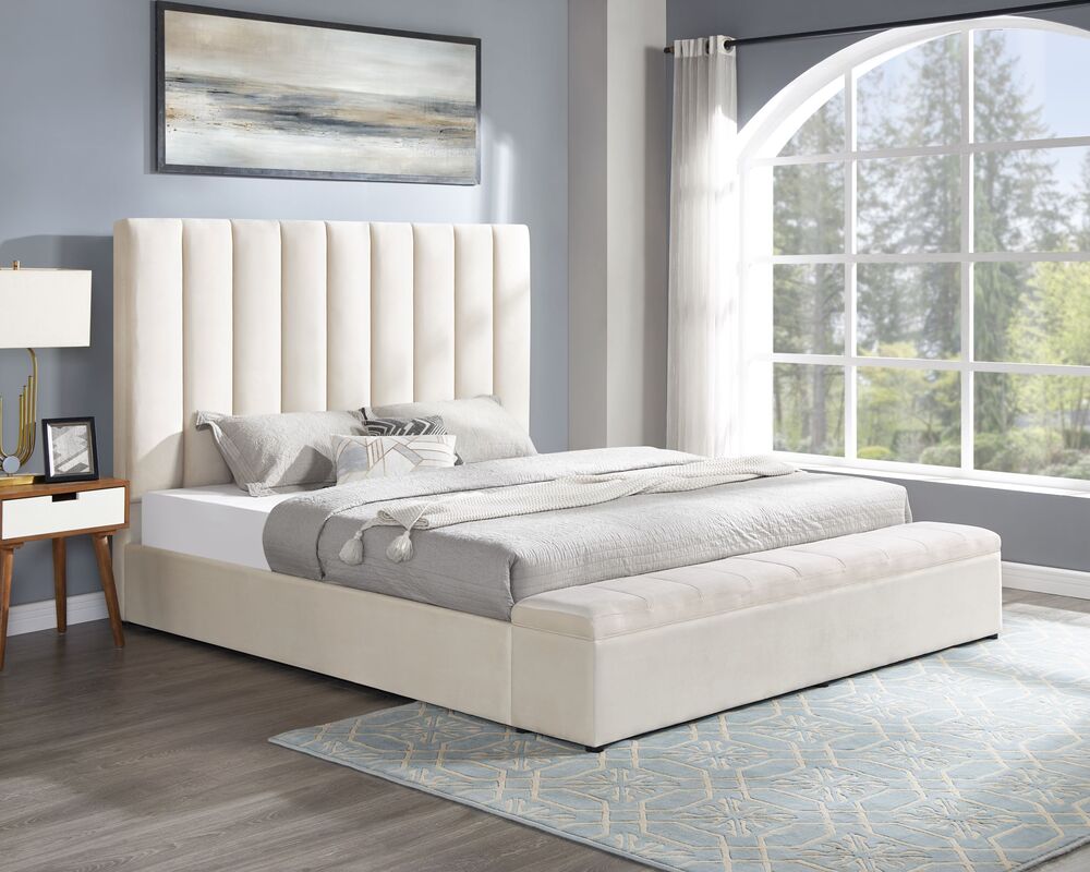 Valencia platform bed